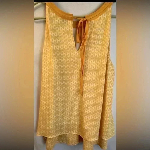 WORTHINGTON Layered Geometric Print Keyhole Halter Top Size Small - Picture 2 of 7